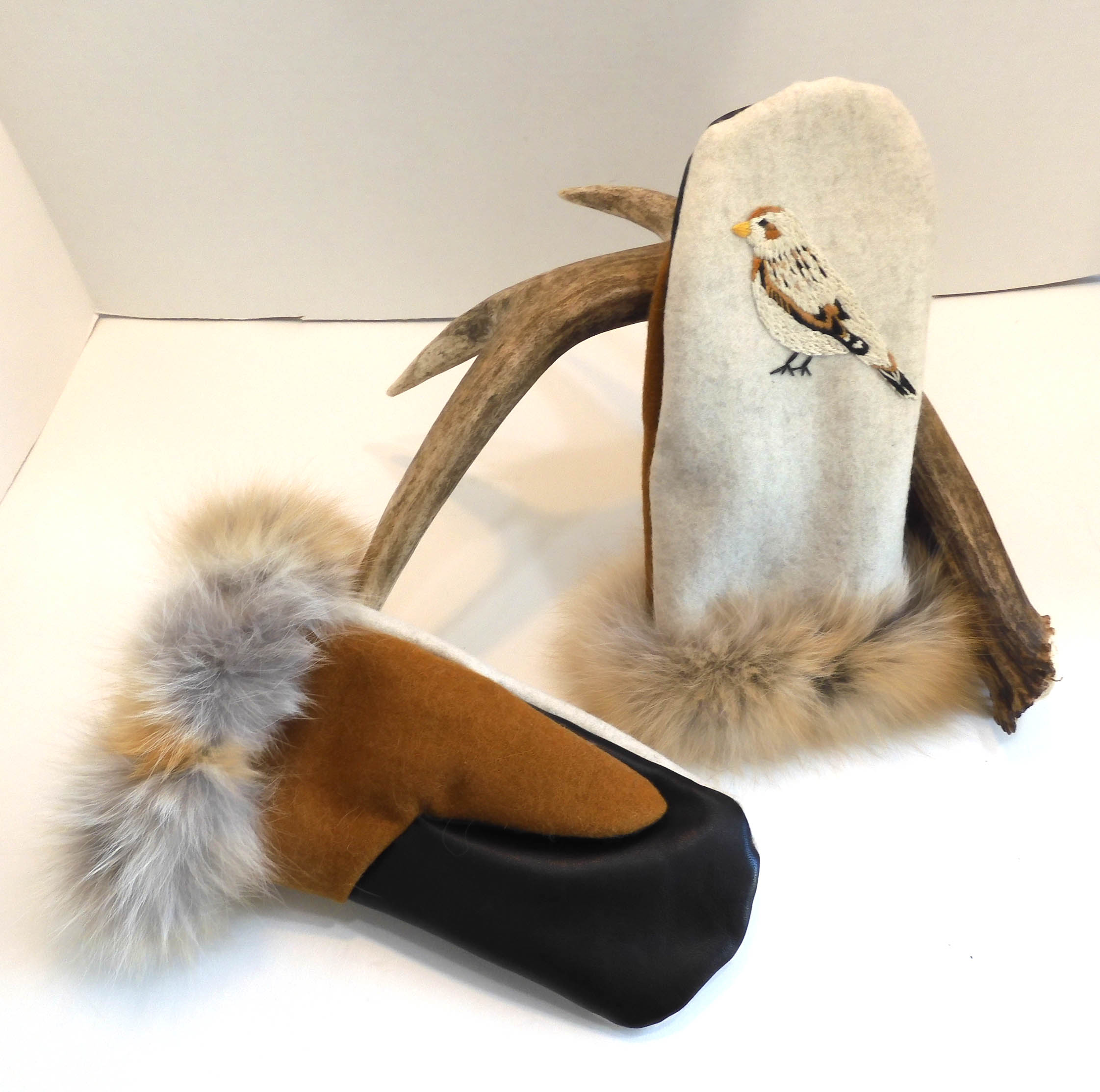 MittensSnowBuntingRedFox